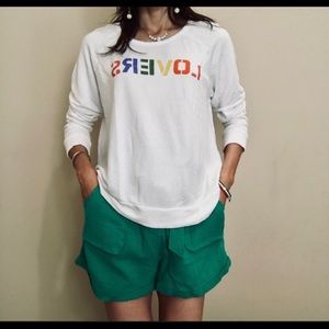 Sundry sweatshirt, brand new. A piece you will want to add to your closet.